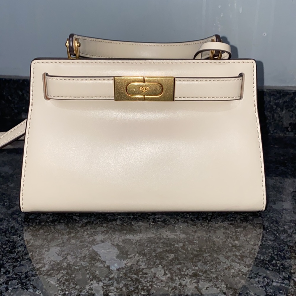 Like new tory burch Lee Radziwill petite bag